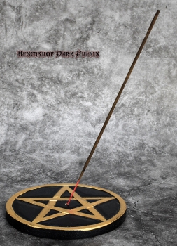 Hexenshop Dark Phönix Runder schwarzer Holz Räucherstäbchenhalter mit goldfarbenen Pentagramm